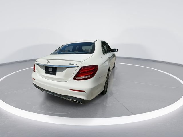 Used 2018 Mercedes-Benz E 300 4MATIC image 7