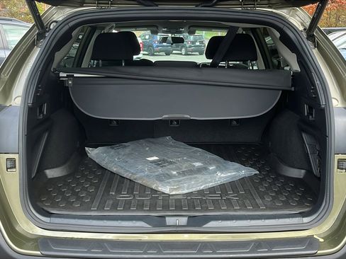 Certified 2021 Subaru Outback Premium image 24