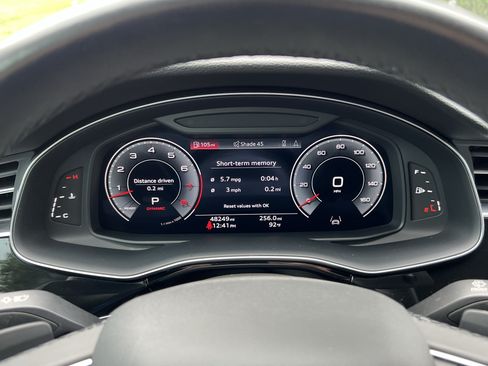 Used 2022 Audi Q7 3.0T Premium Plus AWD/4WD image 21