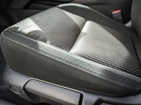 Used 2022 Mitsubishi Outlander ES image 31