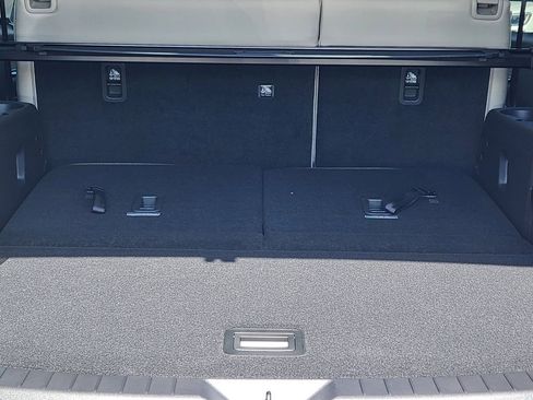 New 2026 MAZDA CX-90 Plug-In Hybrid w/ Preferred AWD/4WD image 21