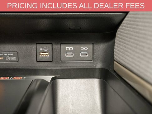 Used 2026 Toyota Camry SE w/ Convenience Package FWD image 14