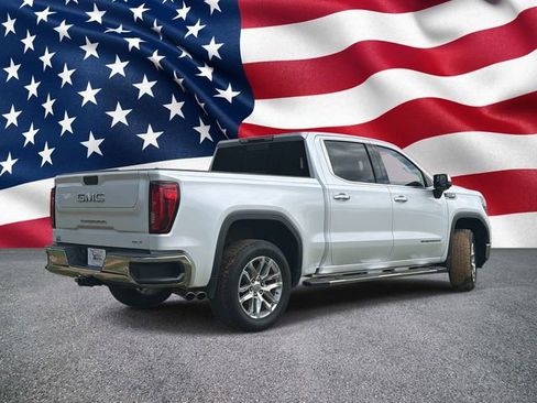 Used 2019 GMC Sierra 1500 SLT w/ SLT Premium Plus Package RWD image 8