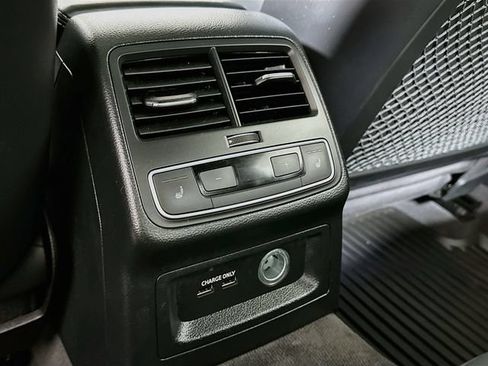 Used 2019 Audi S4 Premium Plus w/ Premium Plus Package AWD/4WD image 31