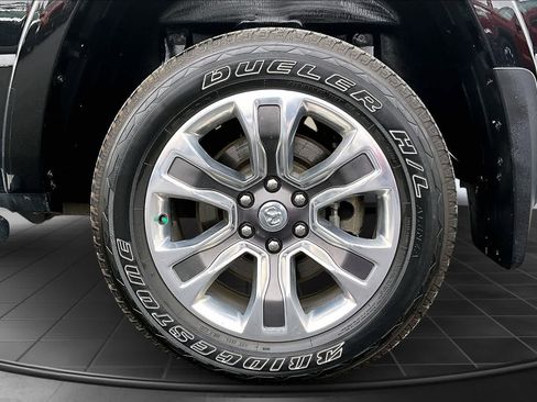 Used 2022 RAM 1500 Limited w/ Body-Colour Bumper Group image 35