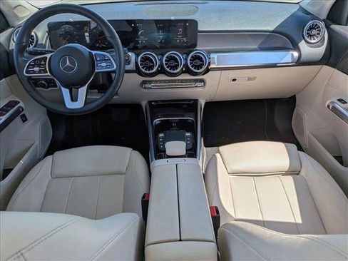 Used 2022 Mercedes-Benz GLB 250 image 15