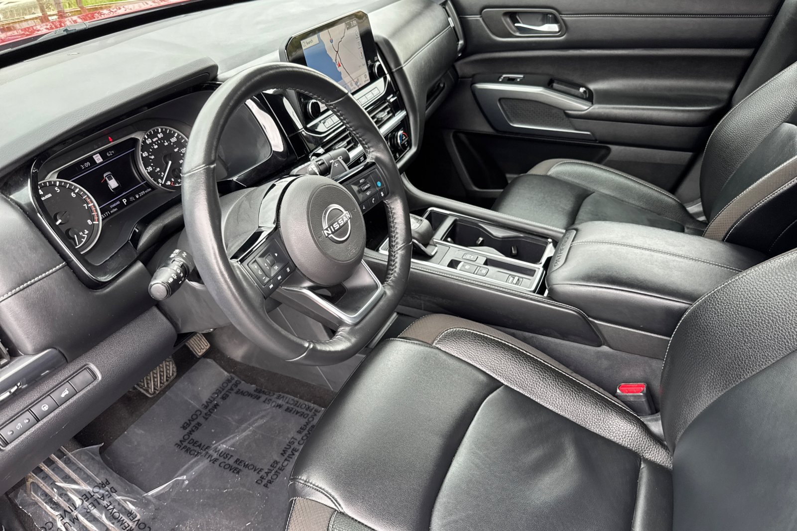 Certified 2023 Nissan Pathfinder SL w/ SL Premium Package FWD image 10