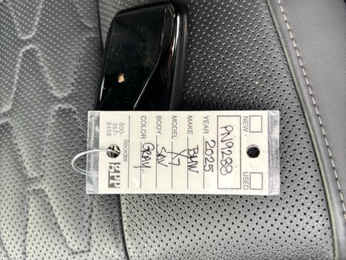 Certified 2025 BMW X7 M60i w/ Executive Package image 38