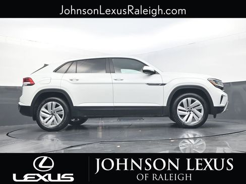 Used 2023 Volkswagen Atlas Cross Sport SE image 21
