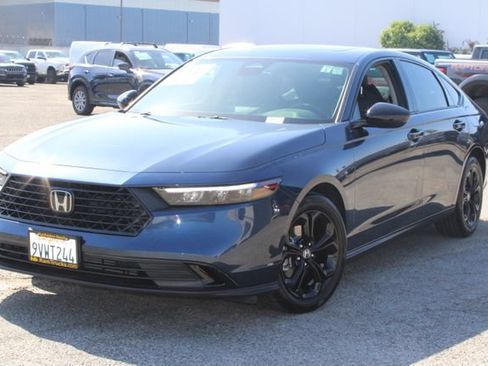 Used 2025 Honda Accord SE image 8
