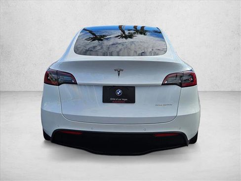 Used 2021 Tesla Model Y Long Range image 7