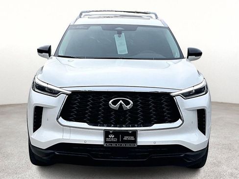 Certified 2025 INFINITI QX60 Luxe w/ Cargo Package FWD image 4