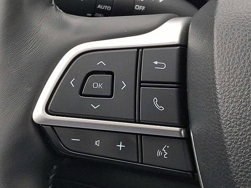 Used 2024 Toyota Highlander Platinum image 21