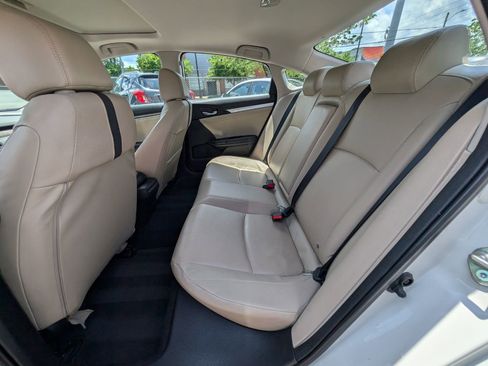 Used 2020 Honda Civic EX-L image 17