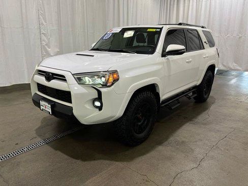 Certified 2023 Toyota 4Runner TRD Off-Road Premium w/ Moonroof Package AWD/4WD image 7