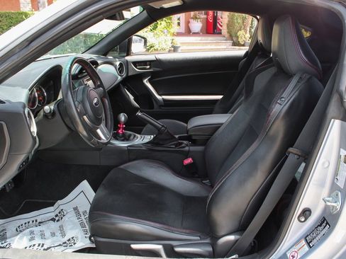 Used 2015 Subaru BRZ Limited image 16