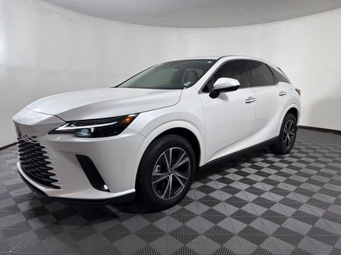 Used 2024 Lexus RX 350 FWD w/ Technology Package image 3