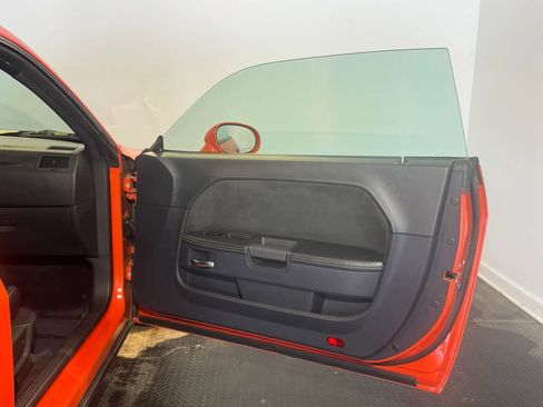 Used 2008 Dodge Challenger SRT8 RWD image 21