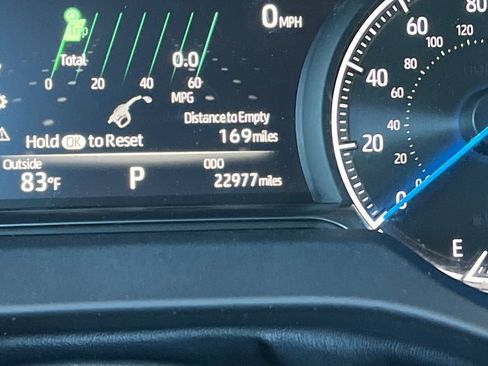 Certified 2024 Toyota Venza LE image 31