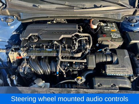 Used 2023 Hyundai Elantra Limited w/ Cargo Package image 11