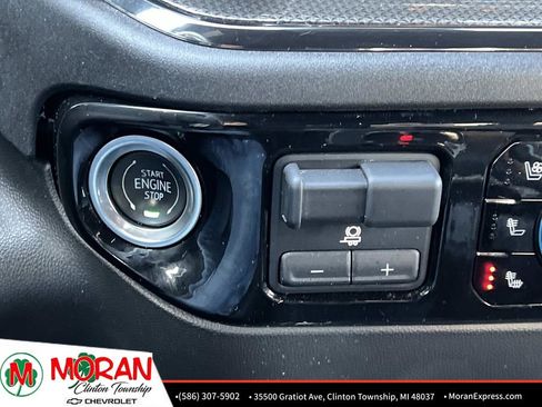 Used 2023 Chevrolet Silverado 1500 ZR2 w/ Technology Package image 24