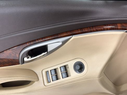 Used 2011 Buick LaCrosse CXS w/ Driver Confidence Package FWD image 10