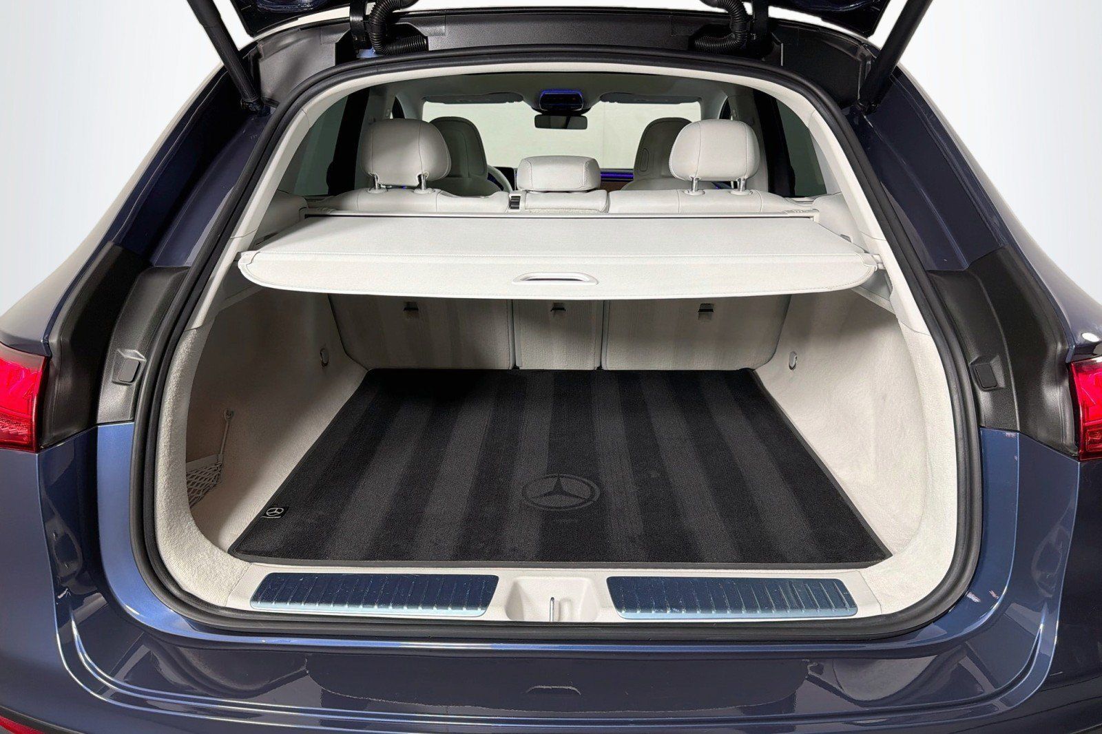 Certified 2023 Mercedes-Benz EQE 350+ SUV image 22