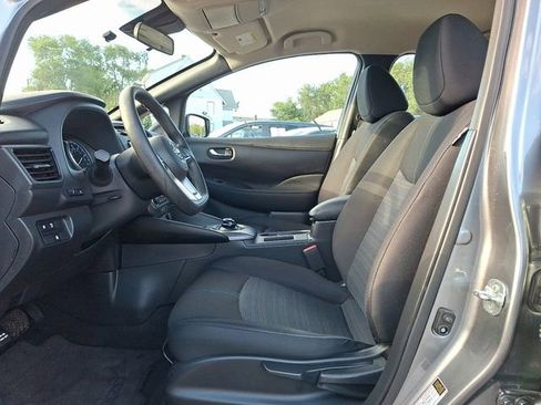 Used 2023 Nissan Leaf S image 13