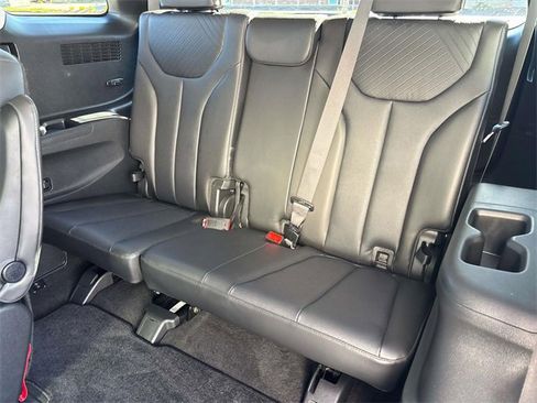 Certified 2023 Hyundai Palisade SEL w/ Premium Package image 13