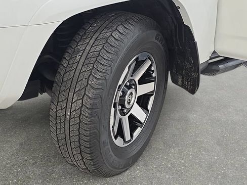 Certified 2023 Toyota 4Runner TRD Off-Road Premium w/ Moonroof Package AWD/4WD image 29