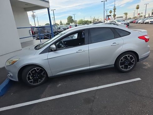 Used 2013 Ford Focus SE image 9