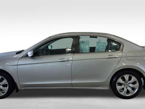 Used 2009 Honda Accord EX-L image 2