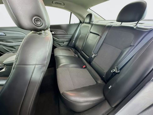 Used 2016 Chevrolet Malibu LT image 24