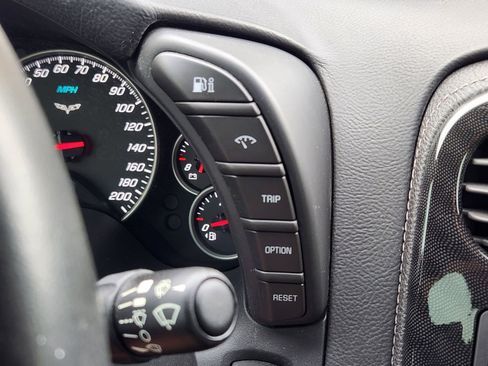 Used 2011 Chevrolet Corvette Grand Sport w/ Preferred Equipment Group image 25