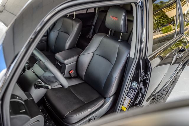 Used 2022 Toyota 4Runner TRD Off-Road Premium w/ Moonroof Package AWD/4WD image 41