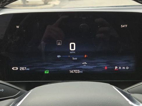 Used 2024 Chevrolet Equinox EV LT image 33