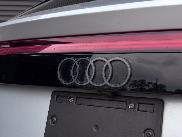 Used 2025 Audi RS Q8 performance AWD/4WD image 26