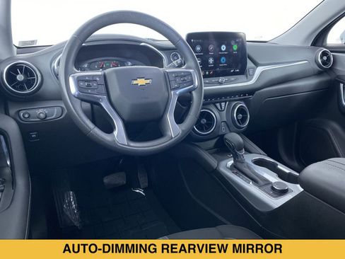 Certified 2024 Chevrolet Blazer LT w/ Convenience Package FWD image 2