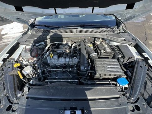 Used 2019 Volkswagen Jetta SE image 13