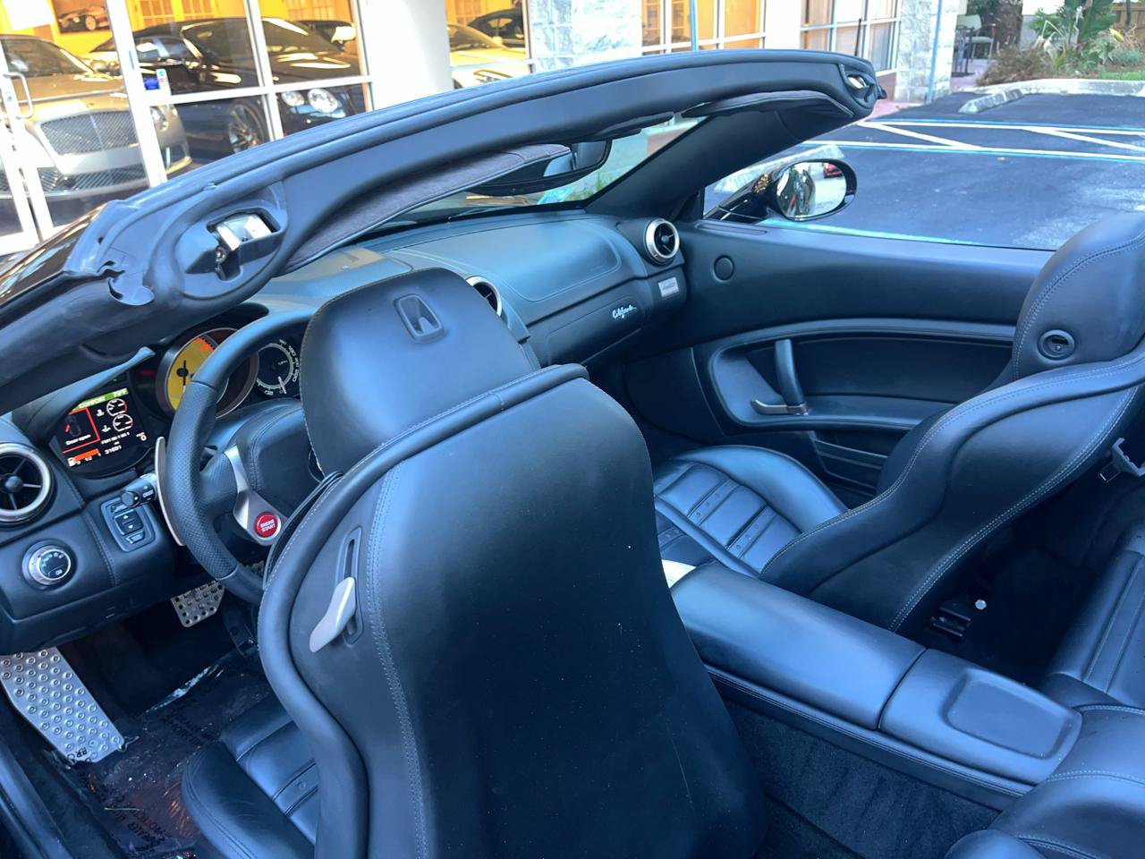Used 2010 Ferrari California RWD image 34