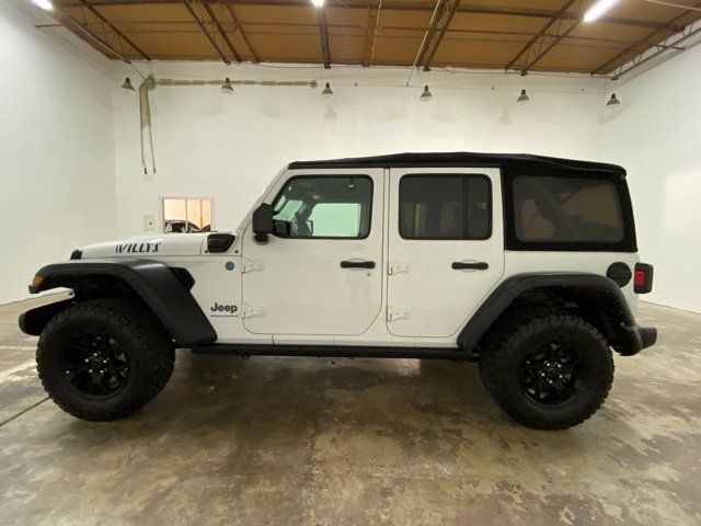 Used 2024 Jeep Wrangler Unlimited AWD/4WD image 2