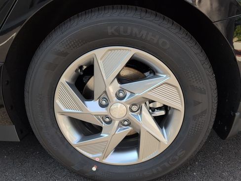 Used 2025 Hyundai Sonata SE FWD image 27