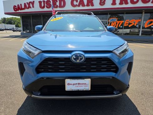 Used 2023 Toyota RAV4 SE w/ Convenience Package AWD/4WD image 2