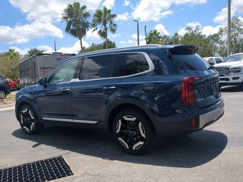 Used 2025 Kia Telluride S AWD/4WD image 7