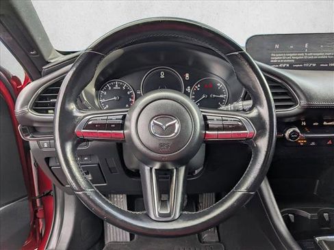 Used 2022 MAZDA MAZDA3 s image 17