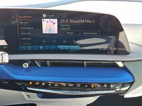 New 2026 Cadillac Optiq Luxury 2 image 11