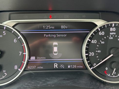 Used 2025 Nissan Sentra SR w/ SR Premium Package FWD image 20