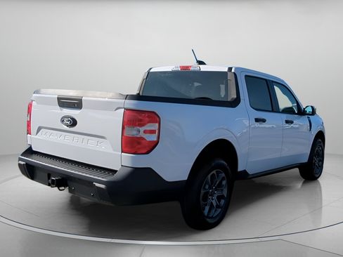 New 2026 Ford Maverick XLT w/ XLT Luxury Package FWD image 30