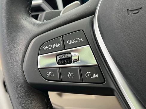 Used 2019 BMW 330i xDrive Sedan w/ Convenience Package image 19