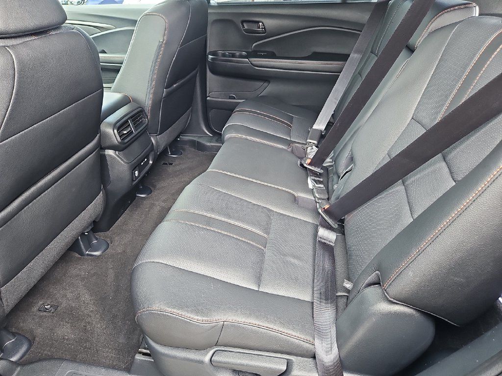 Certified 2024 Honda Passport TrailSport image 31